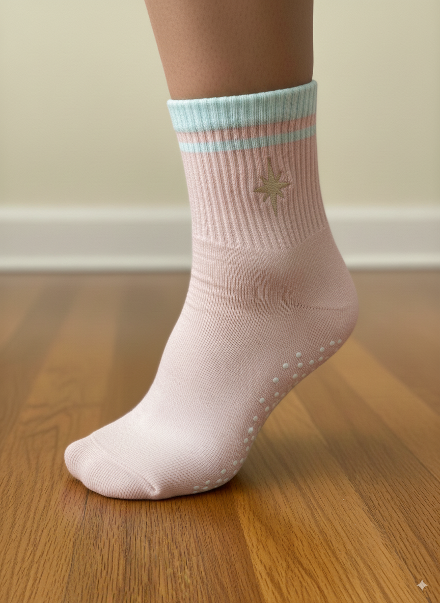 Stardust grip sole with glow flow branding